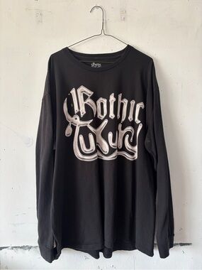 Gothic Logo Black Long-Sleeve Tee ( MEECHY DARKO )